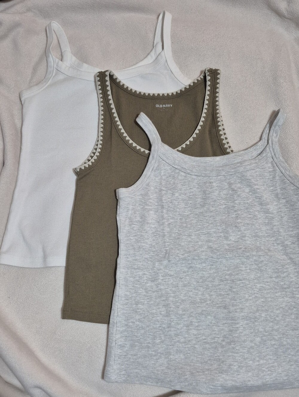 3 Tank Lot Old Navy - Medium